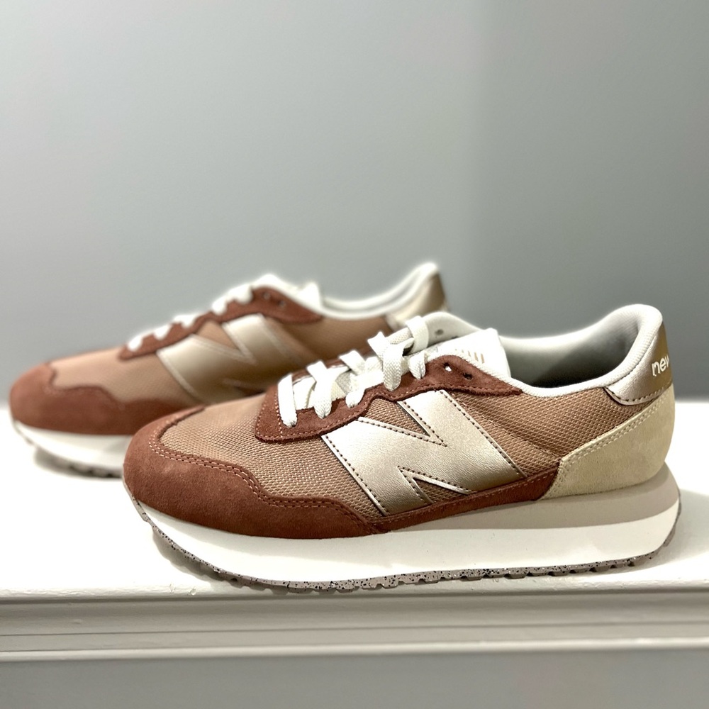 🌻🆕LAST ONE!!! NEW BALANCE 237 Womens Retro Sneaker-Copper/Silver-SIZE 7.5 - Picture 10 of 14